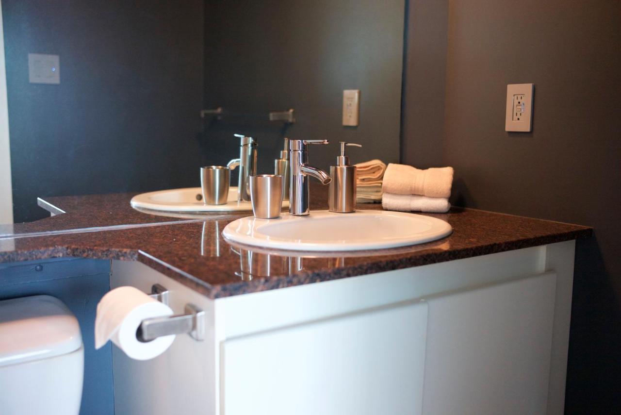 Your Alternative To A Five Star Hotel - Premium Location Vancouver Kültér fotó