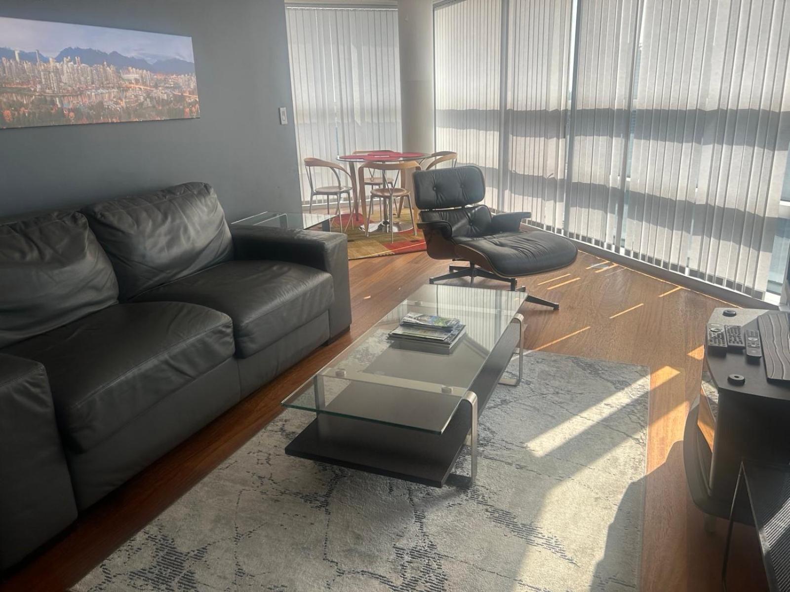 Your Alternative To A Five Star Hotel - Premium Location Vancouver Kültér fotó