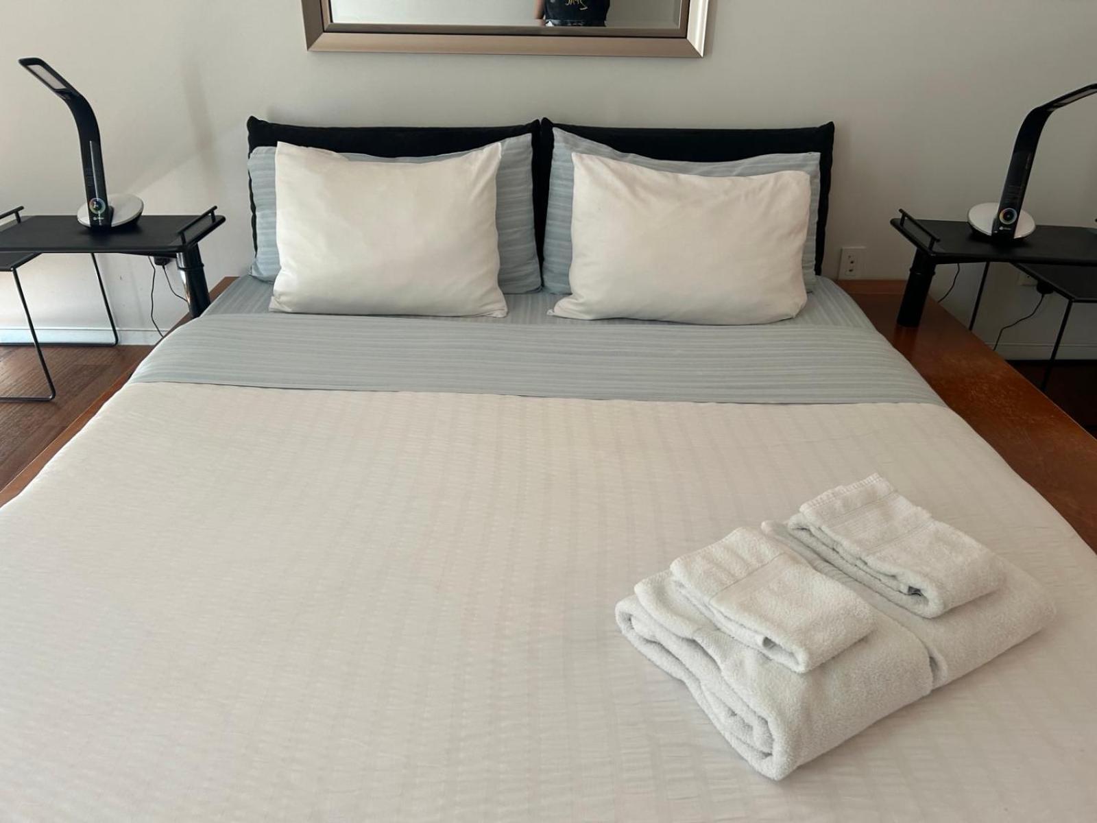 Your Alternative To A Five Star Hotel - Premium Location Vancouver Kültér fotó